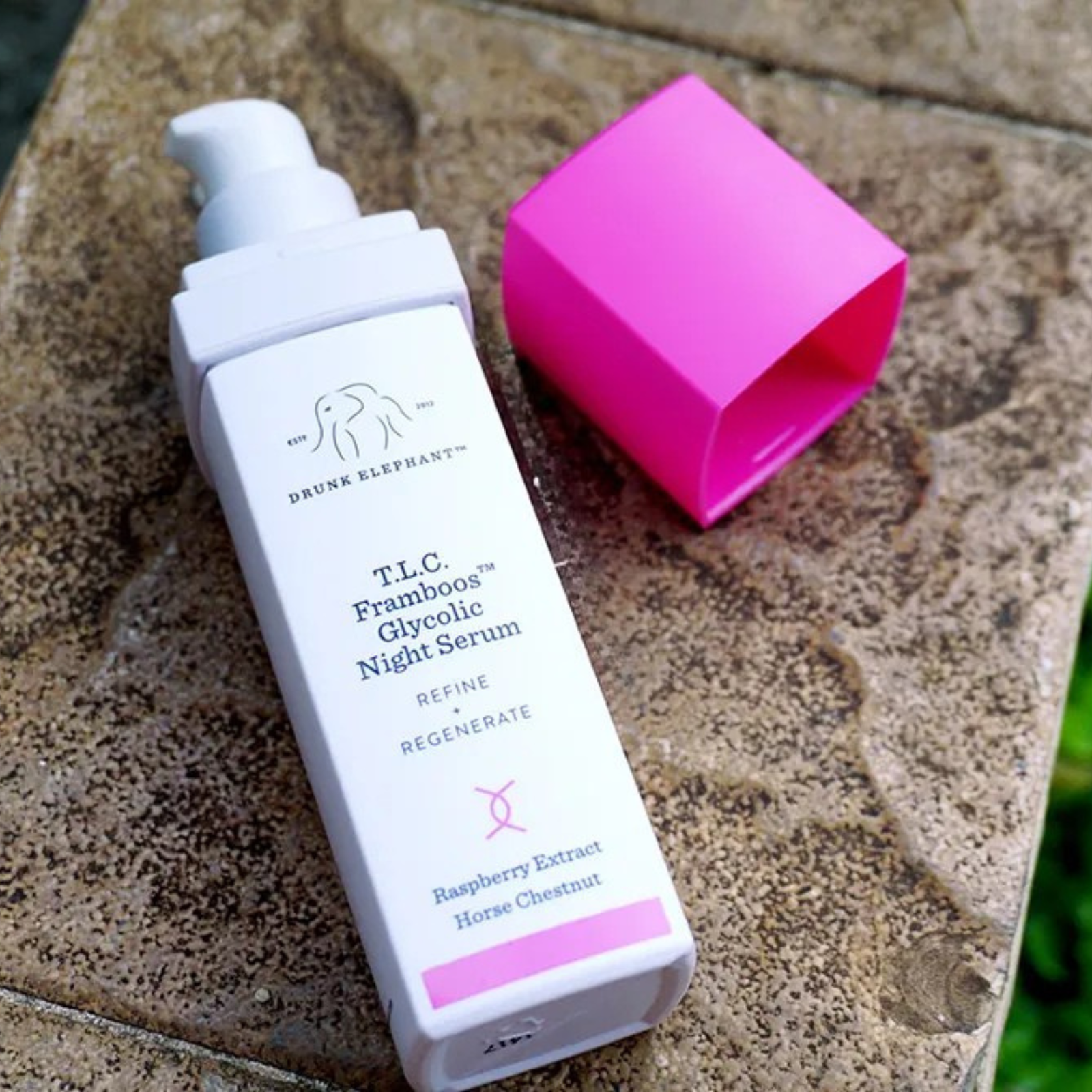 Drunk Elephant T.L.C. Framboos: L'Esfoliante Notturno che Rinnova la Pelle